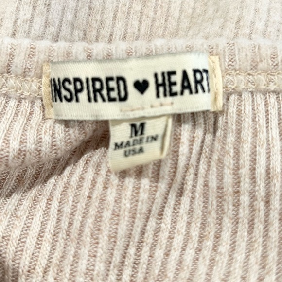 Neutral Ruffle Ribbed Tank - Picture 3 of 3